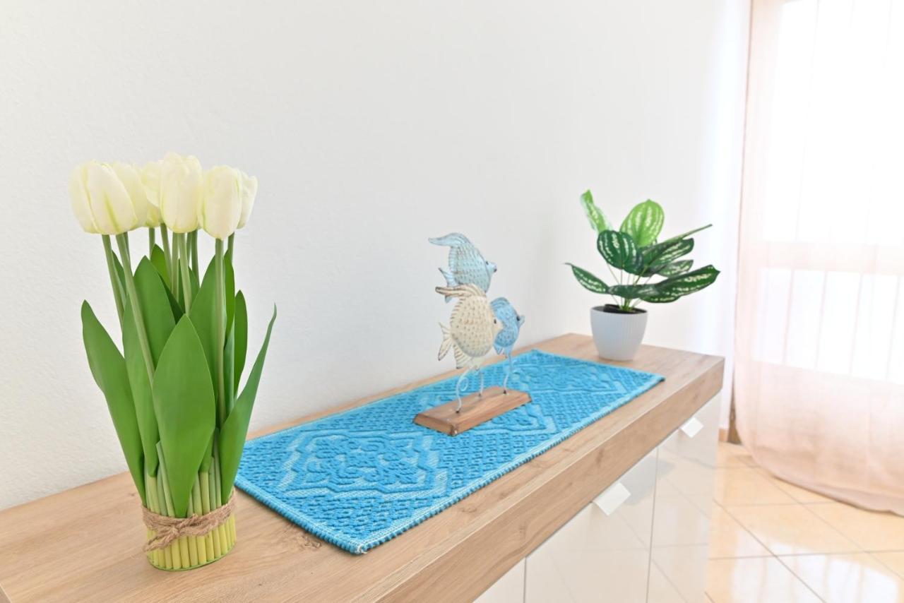 Izzhome Flamingo Pula Exterior foto